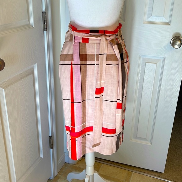 Ann Taylor Skirt size 4 - Picture 1 of 4